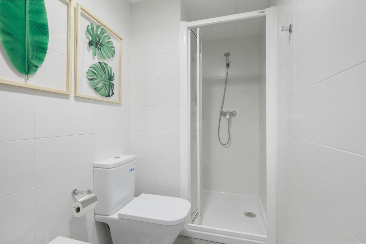 Hi Room - Smart Apartments - He 2 Granada Luaran gambar